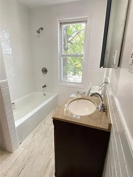 38 Atlantic Ave #2 — Photo 10