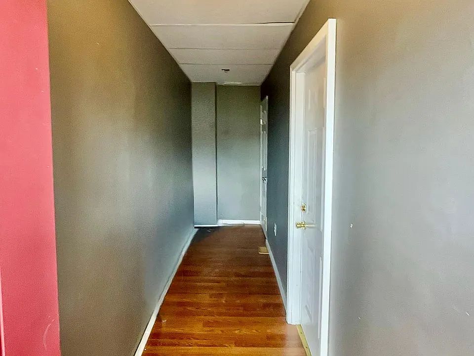 Entryway to apartment