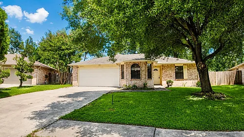 13624 Sableglen St Photo 1