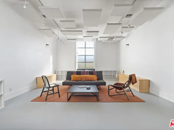 558 Rose Ave APT 3, Venice, CA 90291