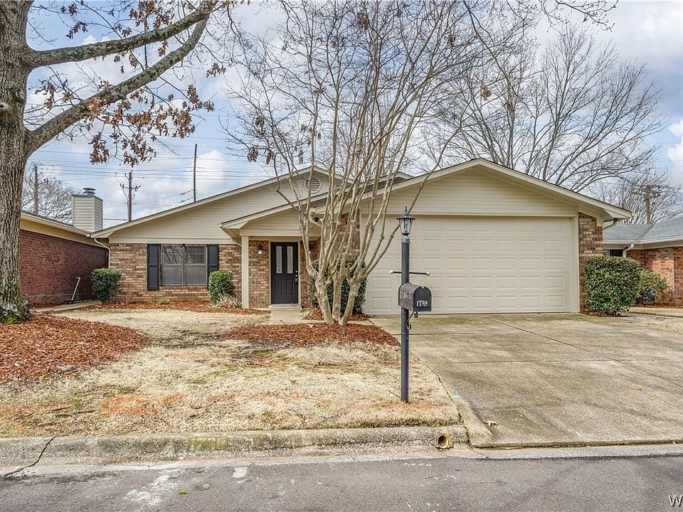 1st image of 1738 Hollow Ln