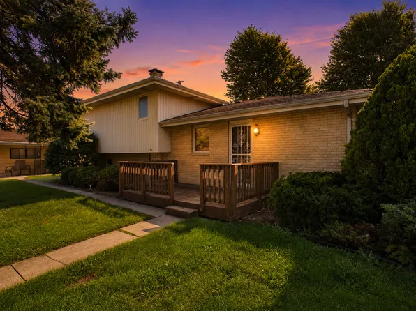 4158 W Prairie Dr, Alsip, IL 60803