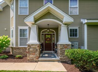 73 Lawrence Ave #73, Danbury, CT 06810