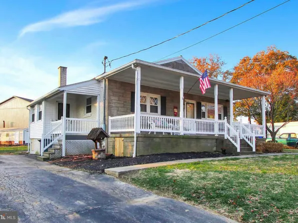 804 Purple Ln, Columbia, PA 17512