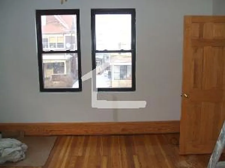18 Aldie St #2B — Photo 4