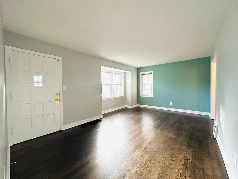 210 W Pocahontas Ln #2 — Photo 5