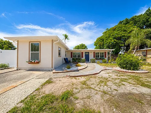 4305 W Bay Ave Photo 1
