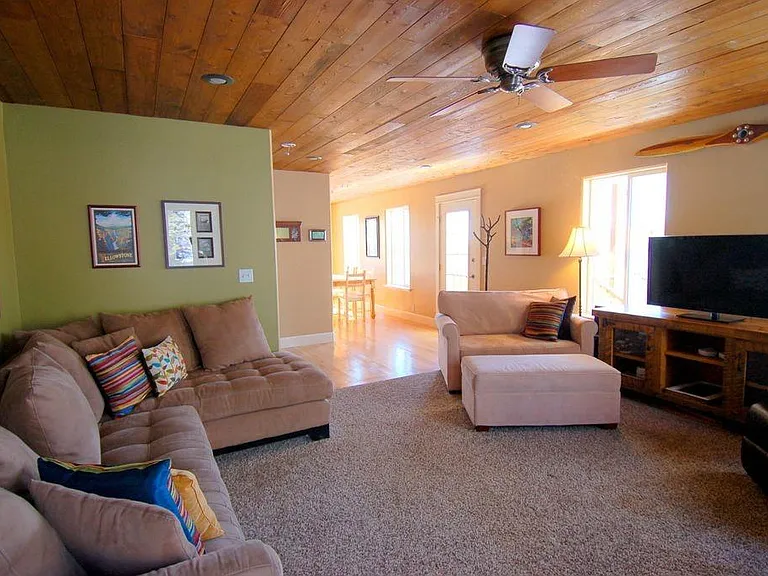 1707 Aspen Heights Dr — Photo 4