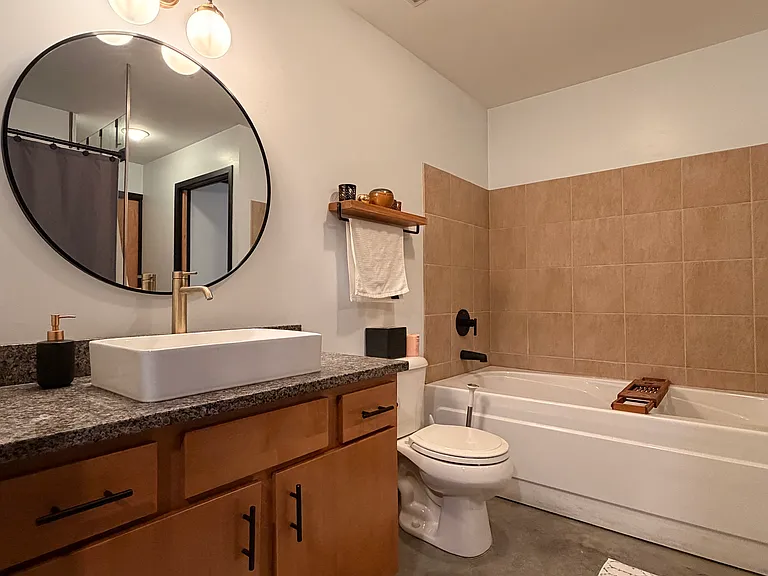 1114 Lucas Ave #508 — Photo 11