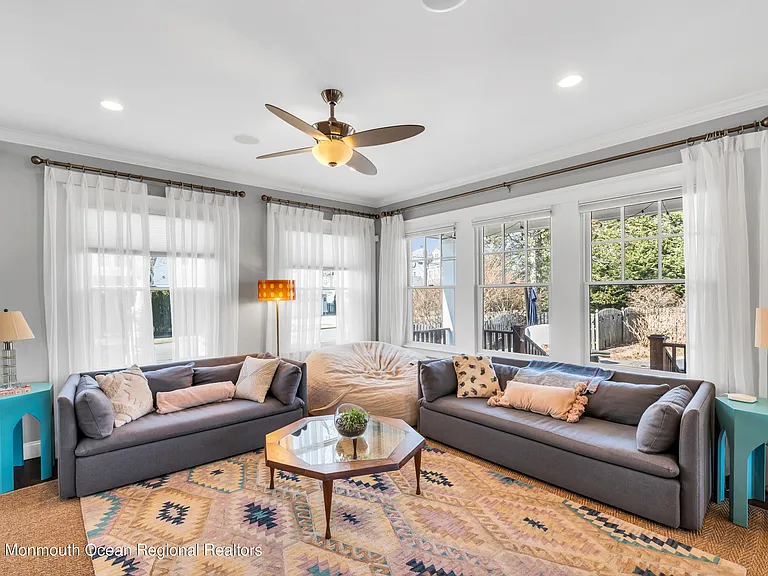 118 Madison Ave — Photo 15