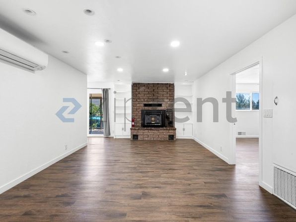 2621 Runner Rd
