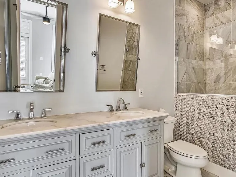 730 Girard St NW #1 — Photo 11