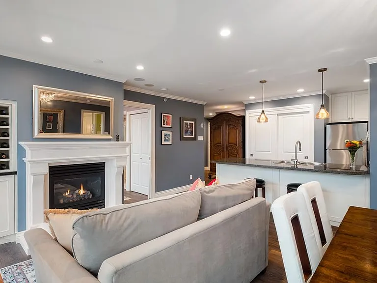 989 Richards St #2101 — Photo 6