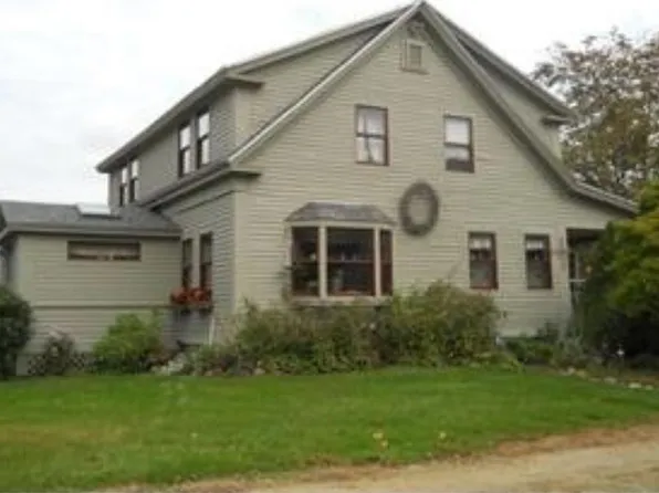16 Aiken Road, Farmington, NH 03835