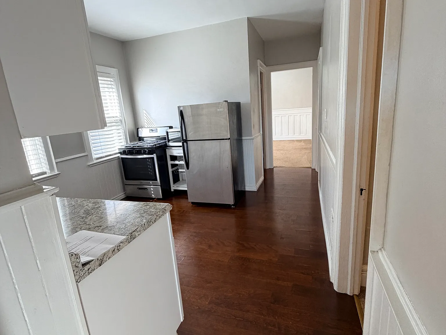 2 bed, 1400 sqft, $1,400 — Photo 2