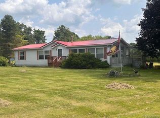 6996 Brown School Rd, North Branch, MI 48461