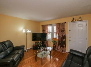 5202 Woodhill Ln, Louisville, KY 40219