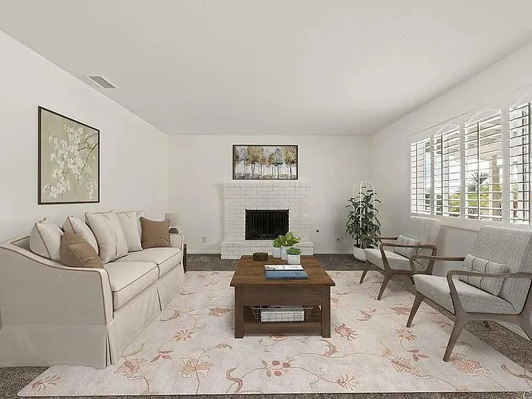 1654 York Dr — Photo 3