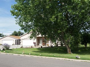 2505 Belmont Dr SW, Albuquerque, NM 87105