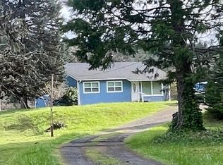 1086 Wildcat Rd, Camas Valley, OR 97416