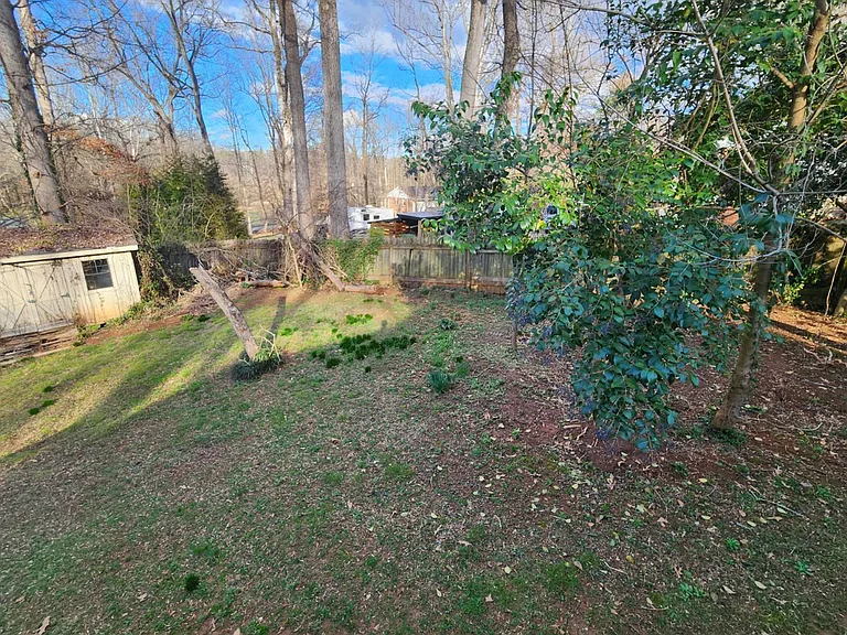 33 Edith Ave — Photo 26