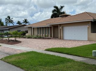 5921 SW 17th Ct, Plantation, FL 33317