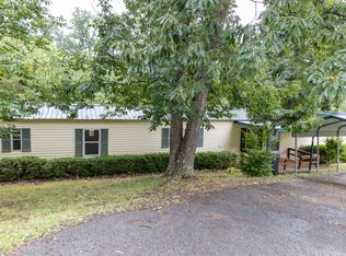 1124 Shannons Little Mountain Rd, Morristown, TN 37814