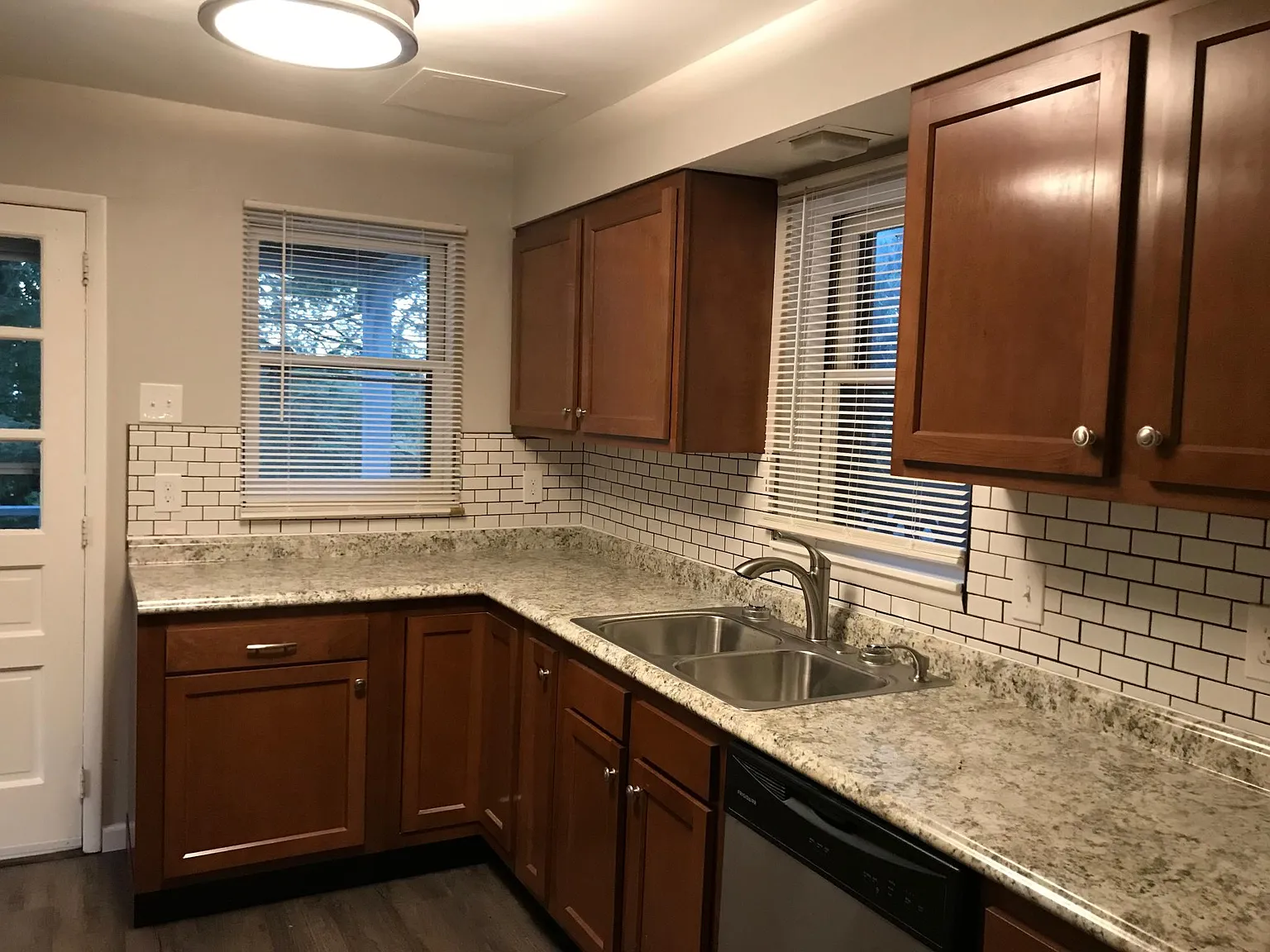 2359 Vodeli St photo 1