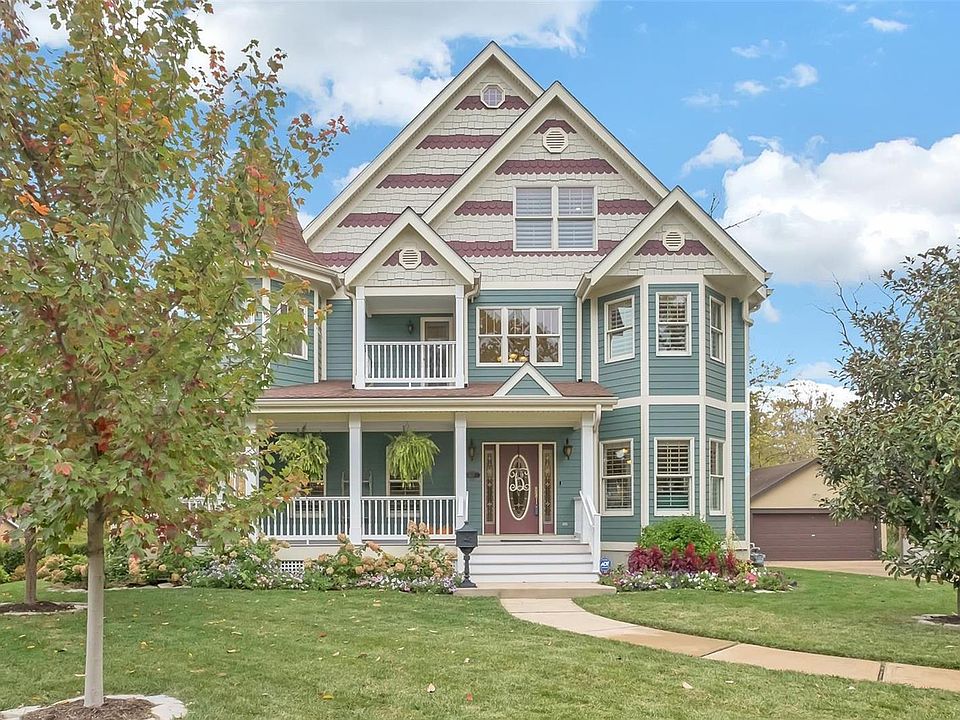 1st image of 427 W Woodbine Ave
