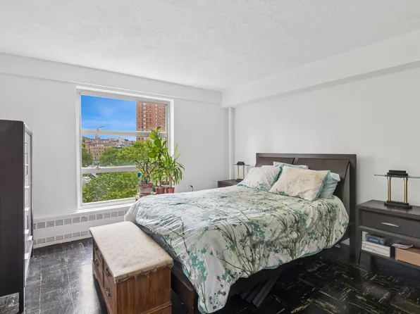 70 La Salle Street image 3 of 6