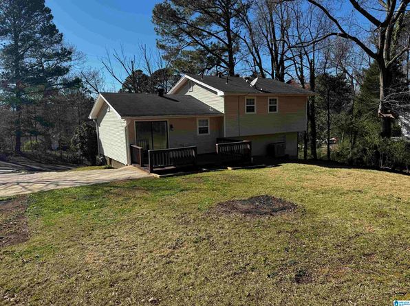 505 Scenic Dr, Trussville, AL 35173