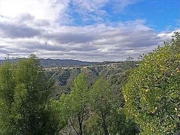 2027 Linda Flora Dr, Los Angeles, CA 90077
