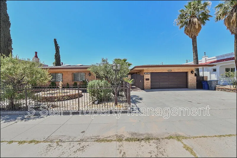 5 bed, 4.0 bath, 3454 sqft, $2,495 — Photo 2