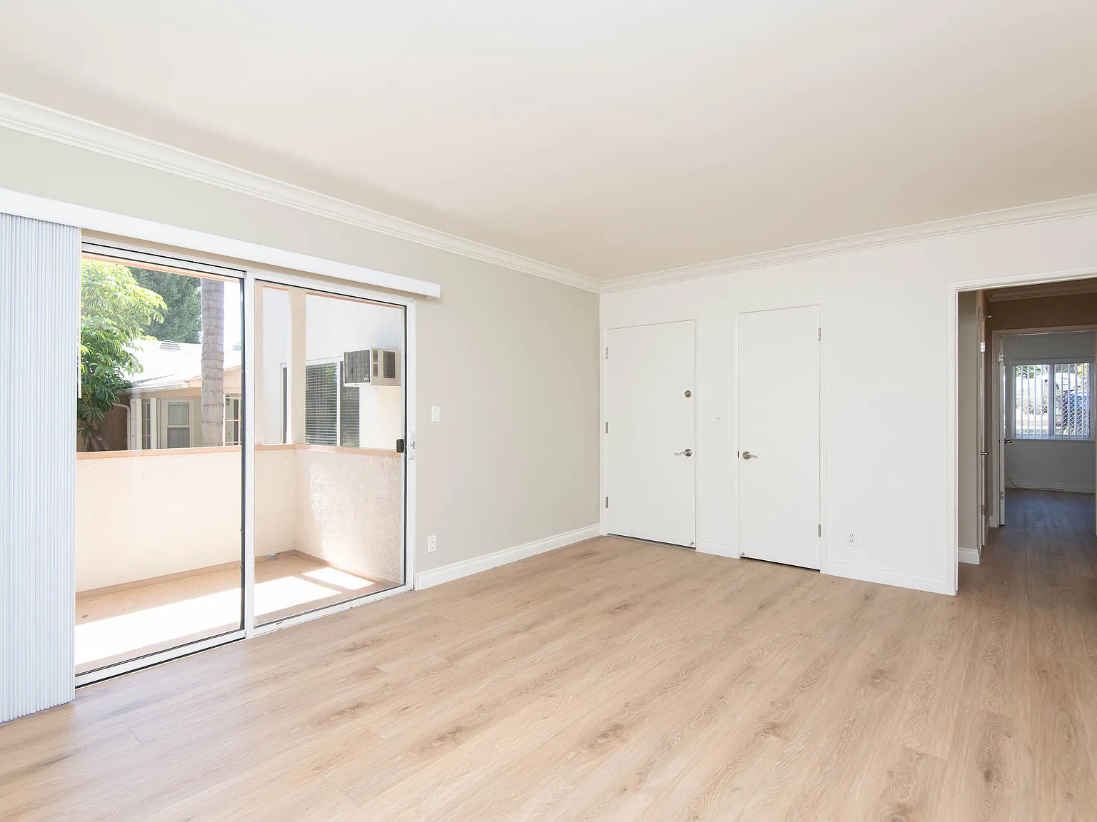 1 bed, 645 sqft, $2,450 — Photo 2