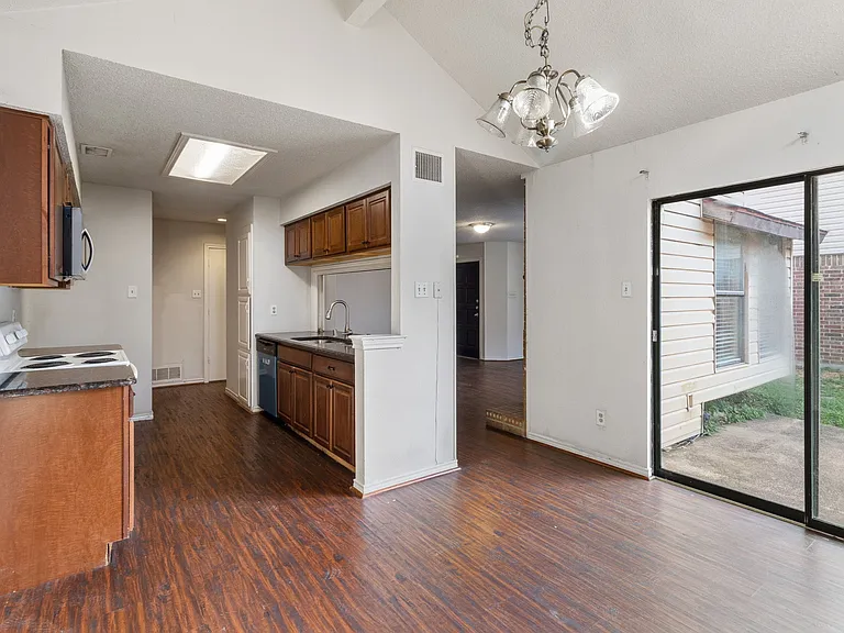 3411 Taurus Dr — Photo 6