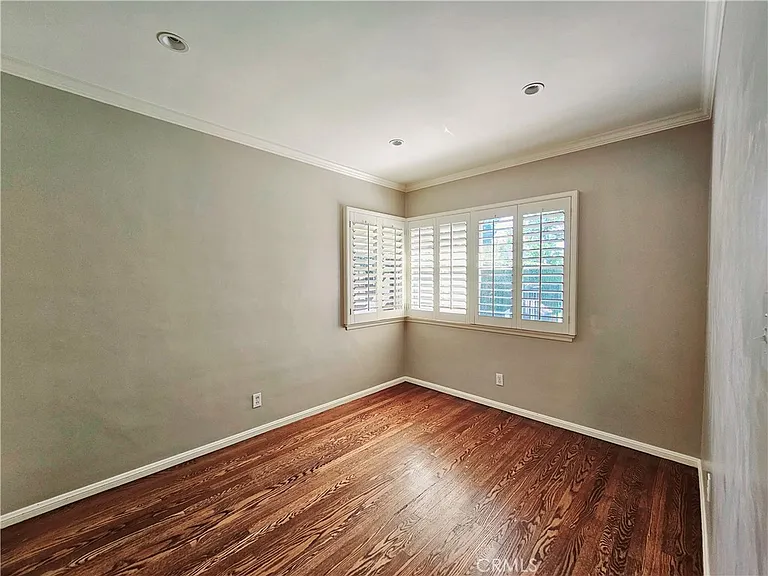 743 Kerns Ave — Photo 14
