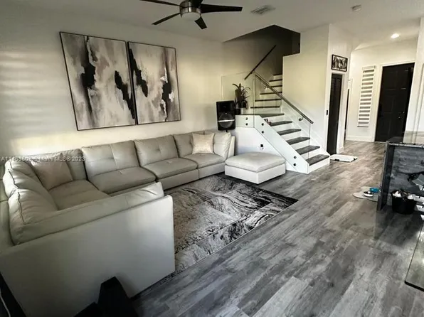 12474 SW 42nd St, Miramar, FL 33027