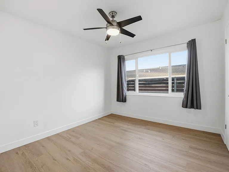 740 Cotton St — Photo 10