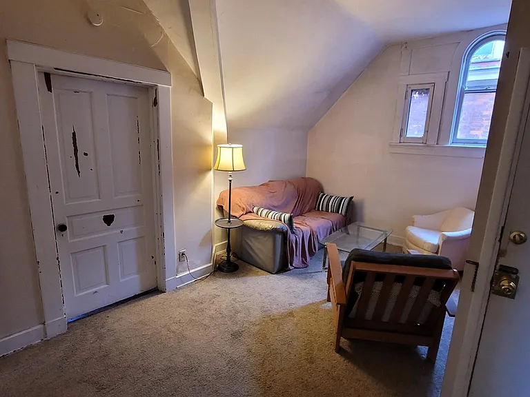 224 Loraine Ave #3 — Photo 9