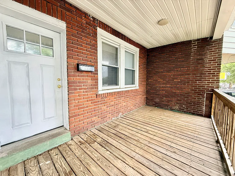 1531 Cottman Ave — Photo 47