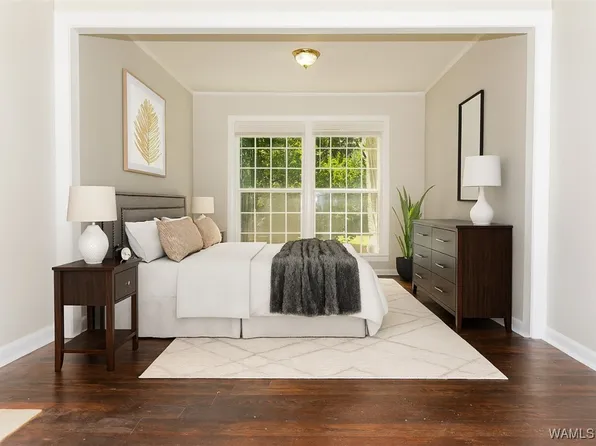 115 Smith Ave, Livingston, AL 35470