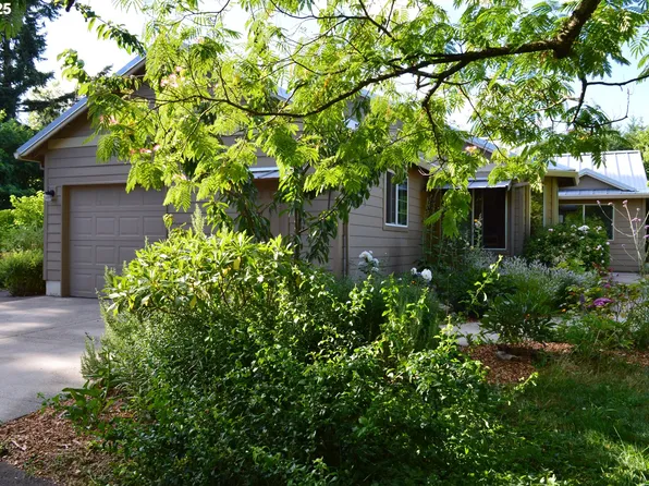 18615 S Grasle Rd, Oregon City, OR 97045