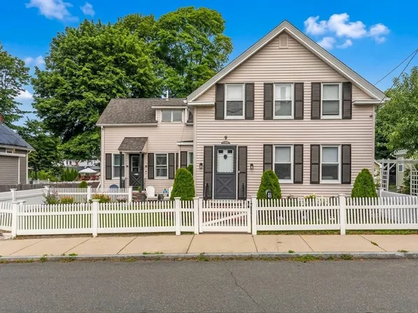 9 Lawrence St #1, Woburn, MA 01801