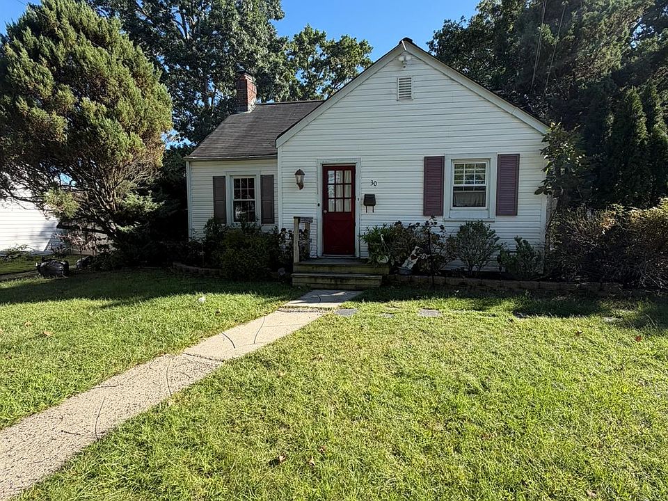 1st image of 30 Beverly Road