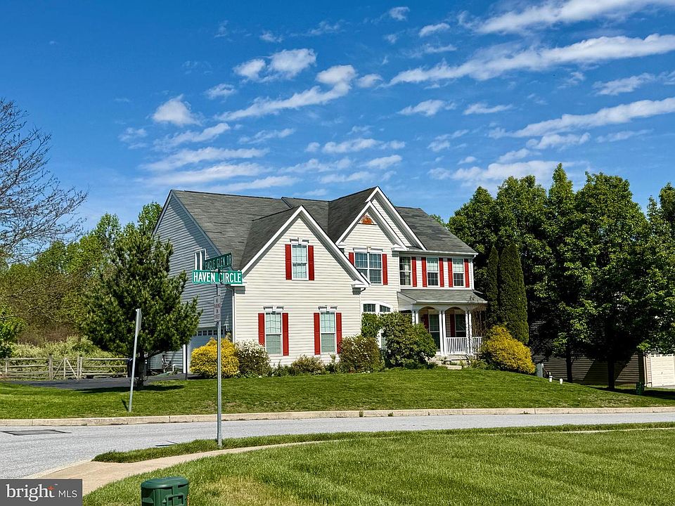 1st image of 102 Haven Cir