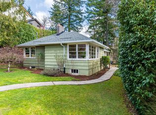 5840 SW Cheltenham Dr, Portland, OR 97239