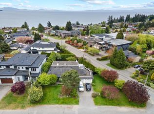 14424 Mann Park Cres, White Rock, BC V4B 3A8