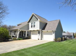 402 Cranberry Dr, Greenfield, IN 46140