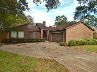 189 April Wind Dr E, Montgomery, TX 77356