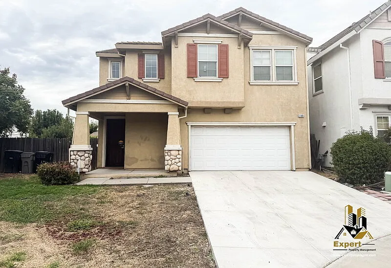4 bed, 2.5 bath, $3,195 — Photo 1